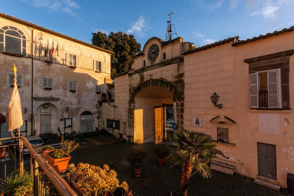 Hotel Domus Angularia Anguillara Sabazia Exterior foto